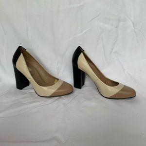 Banana Republic Heeled Pumps